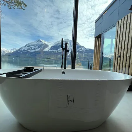 Villa Kristina / Andalsnes Torvik Extérieur photo