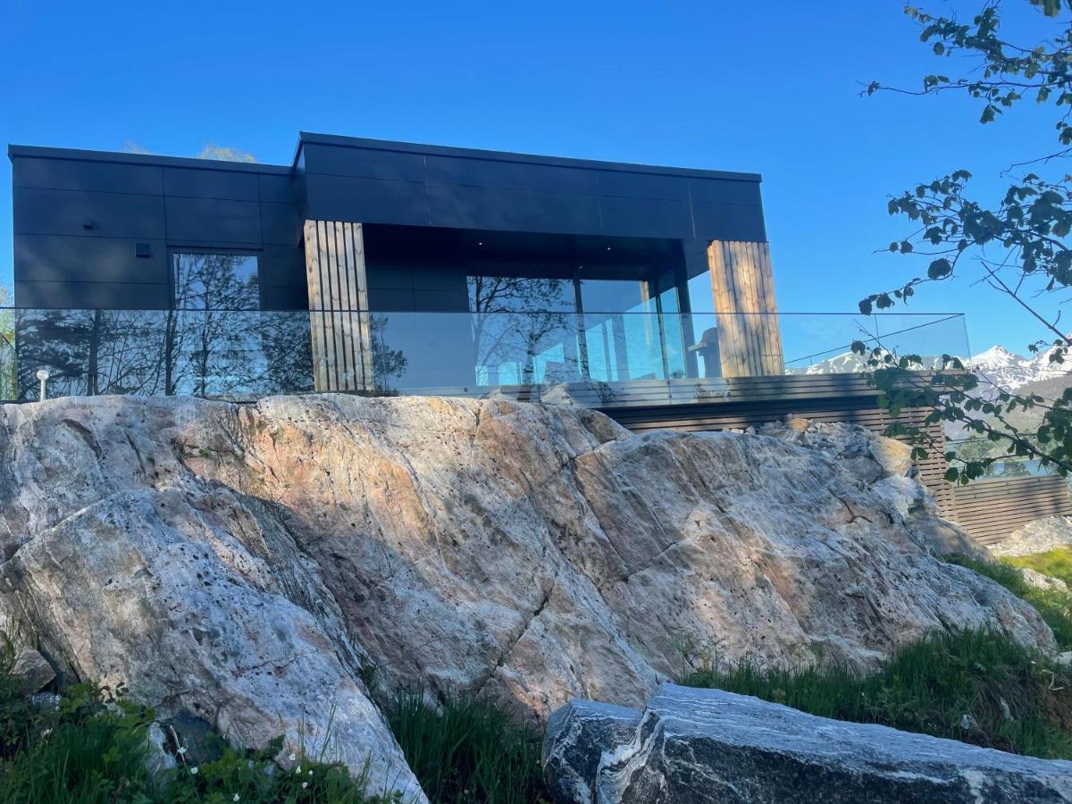 Kristina / Andalsnes Villa *